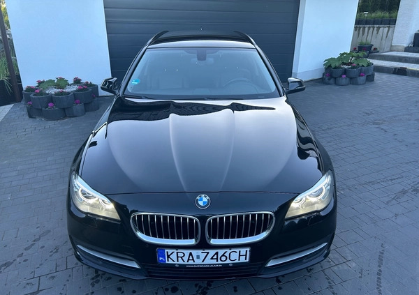 BMW Seria 5 cena 68900 przebieg: 180000, rok produkcji 2017 z Chełmno małe 232